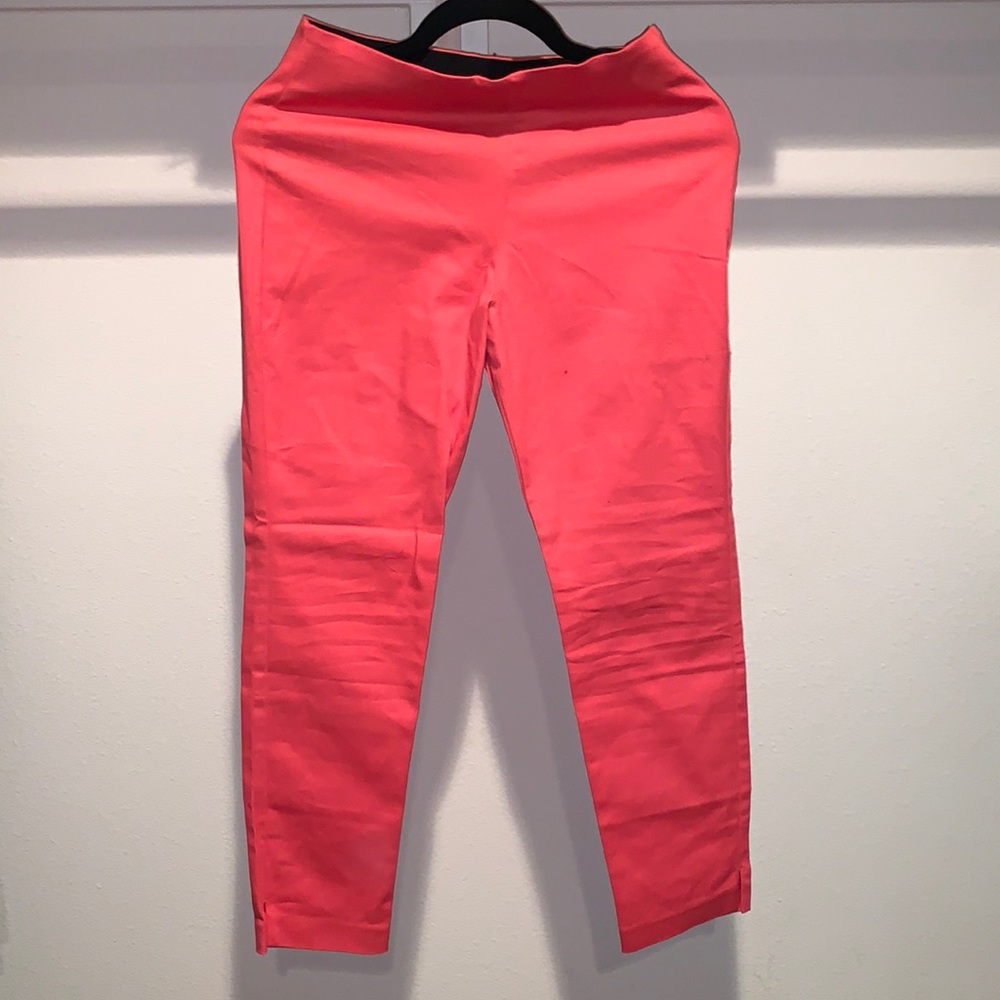 Old Navy coral capris